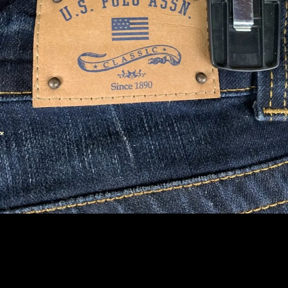 U.S. Polo Assn. Womens Size‎ 19/20 Distressed Dark Blue Jeans